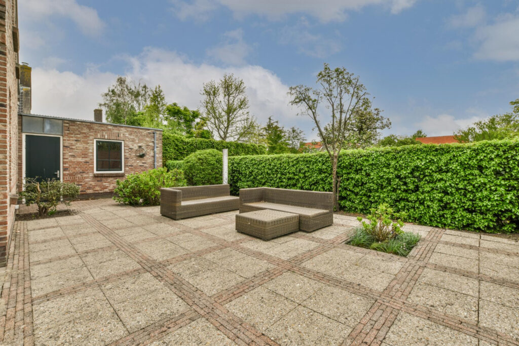 paver patio cost installed