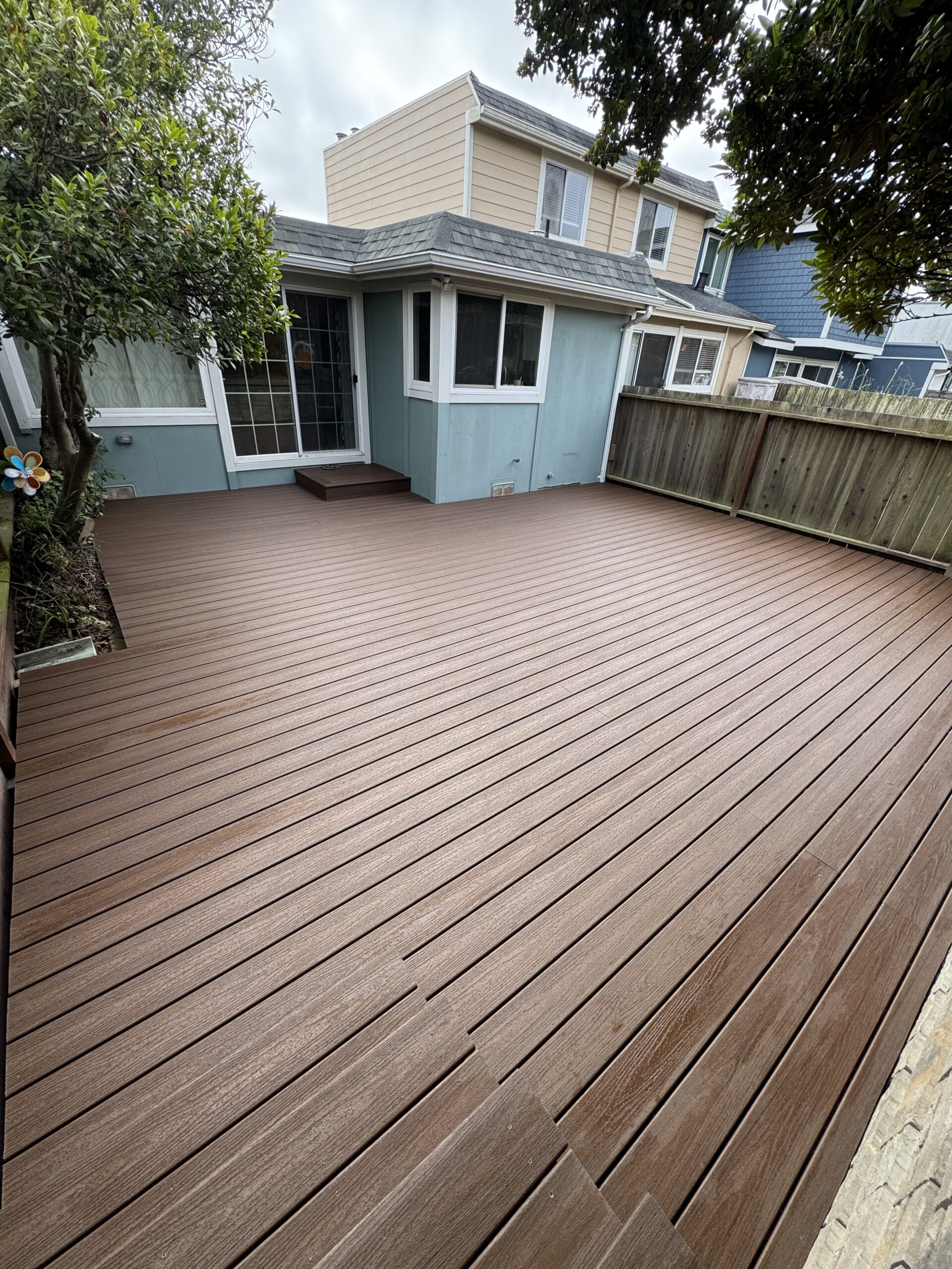 composite decking how long does it last